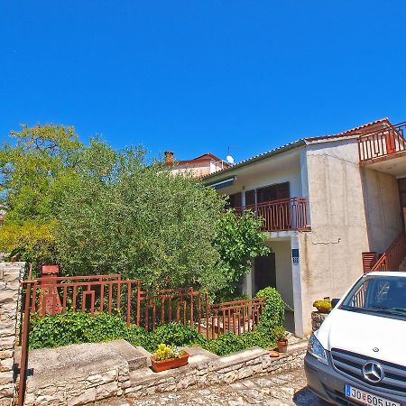 Apartments Emil 769 Fazana Exterior photo