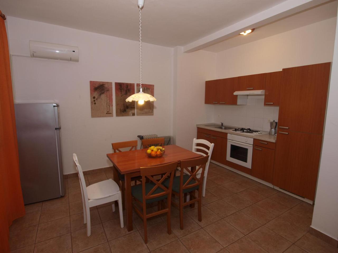 Apartments Emil 769 Fazana Exterior photo